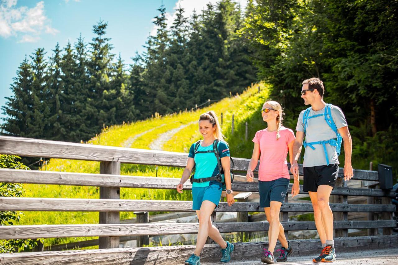 Hotel Barbarahof Saalbach, Inkl Jokercard Dış mekan fotoğraf