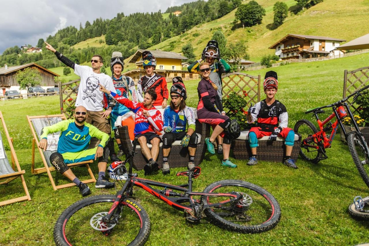 Hotel Barbarahof Saalbach, Inkl Jokercard Dış mekan fotoğraf