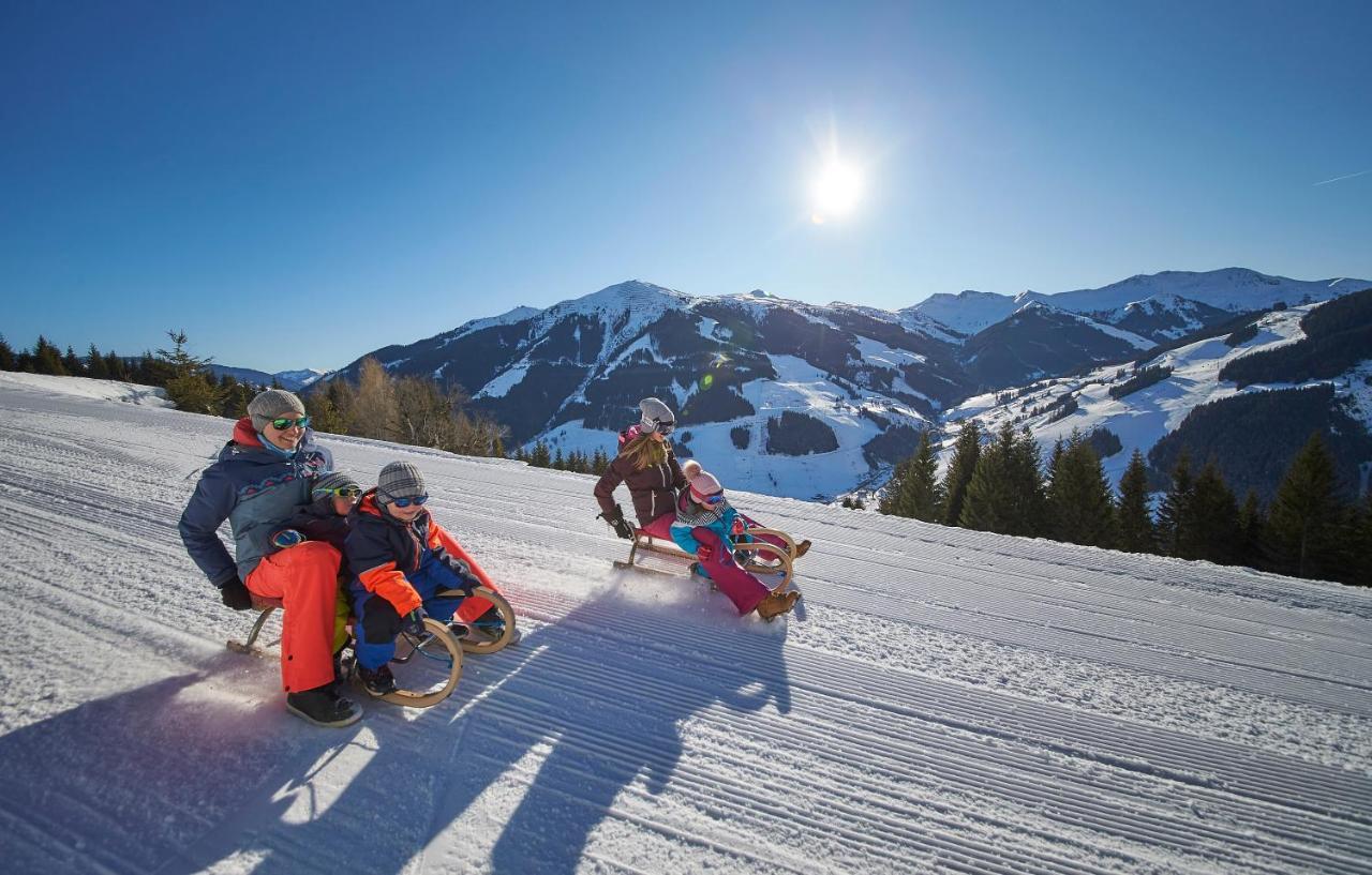 Hotel Barbarahof Saalbach, Inkl Jokercard Dış mekan fotoğraf
