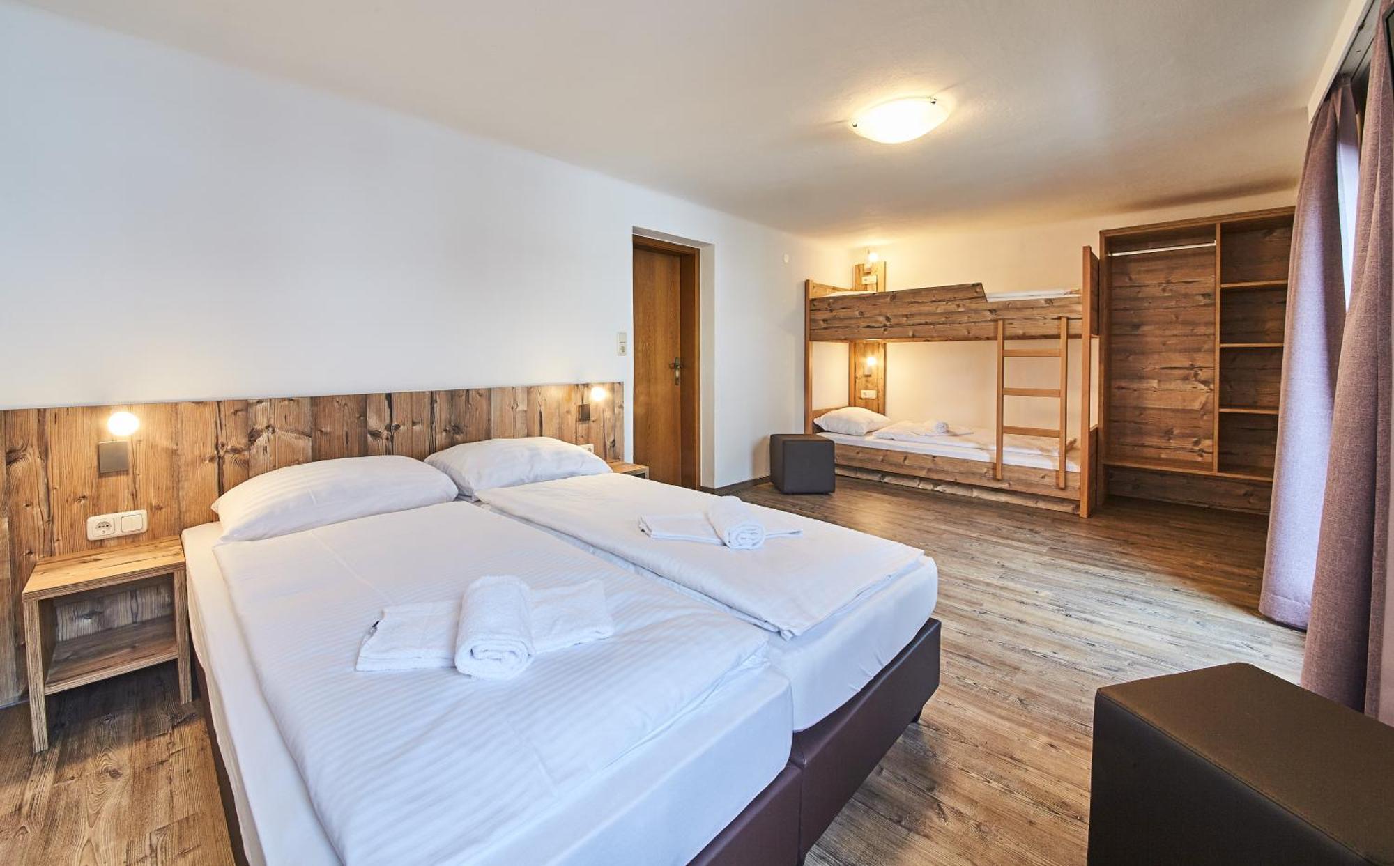 Hotel Barbarahof Saalbach, Inkl Jokercard Oda fotoğraf